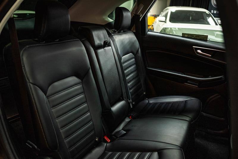 used 2024 Ford Edge car, priced at $25,995