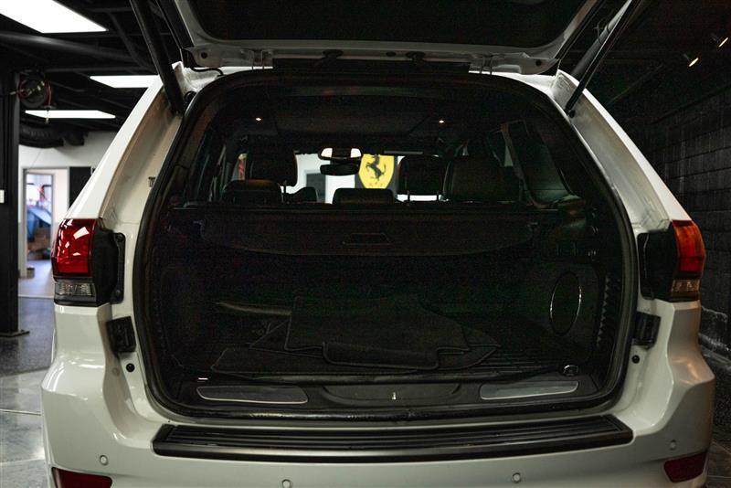 used 2020 Jeep Grand Cherokee car, priced at $26,495