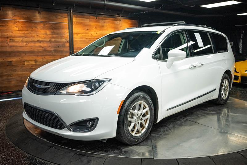 used 2020 Chrysler Pacifica car, priced at $23,595