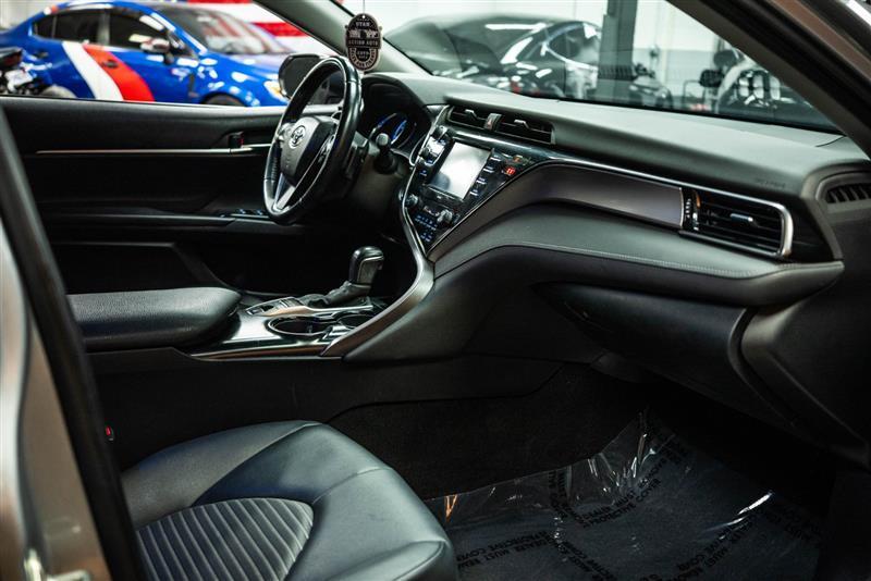 used 2020 Toyota Camry Hybrid car, priced at $22,995