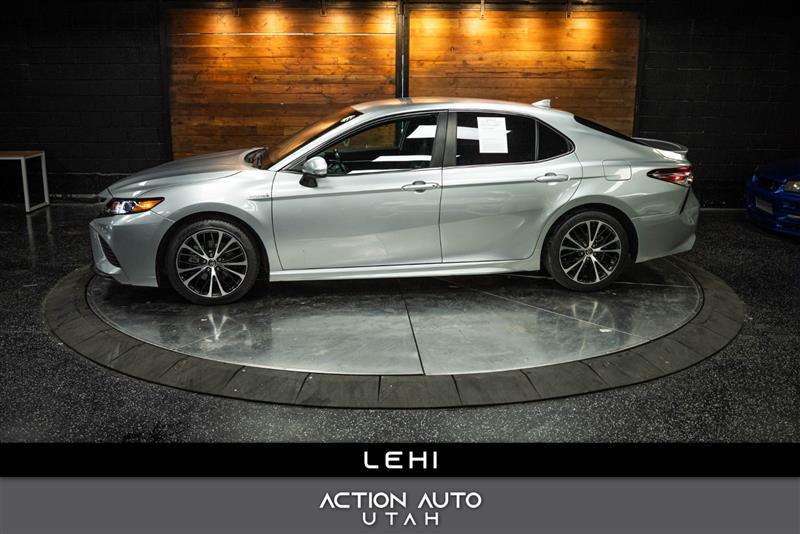 used 2020 Toyota Camry Hybrid car, priced at $22,995