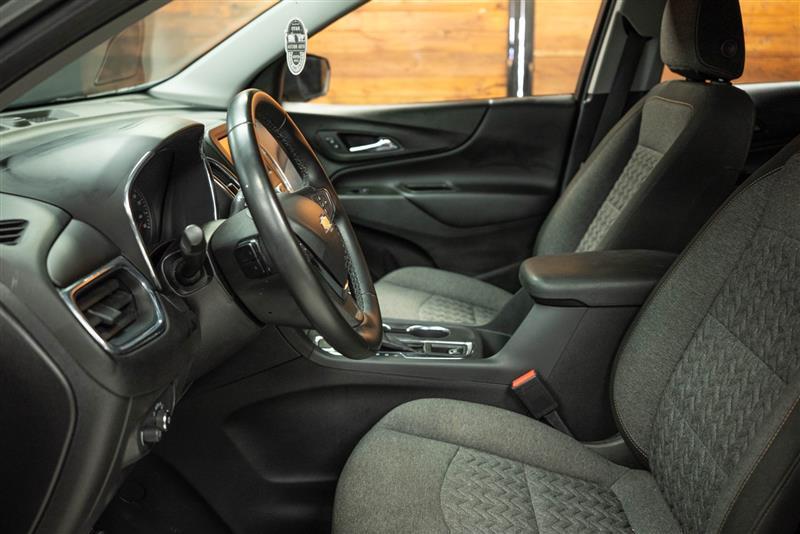 used 2024 Chevrolet Equinox car, priced at $20,596