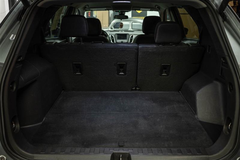 used 2024 Chevrolet Equinox car, priced at $20,596