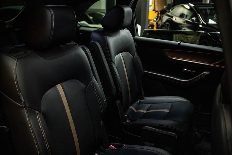 used 2024 Mazda CX-90 PHEV car, priced at $37,401