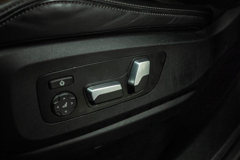 used 2023 BMW X5 car, priced at $42,095