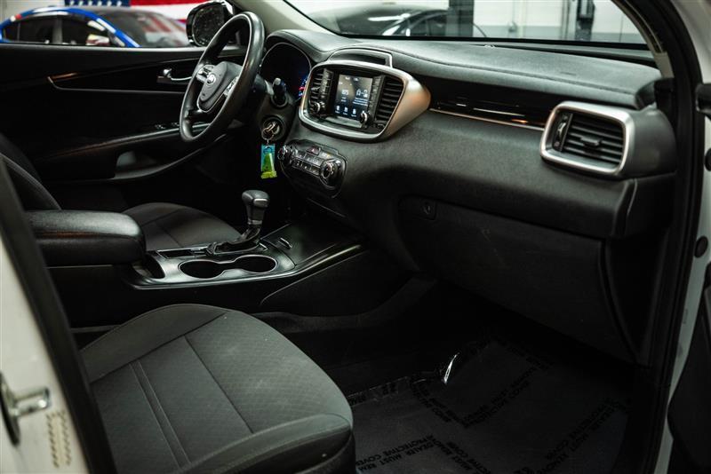 used 2020 Kia Sorento car, priced at $13,456