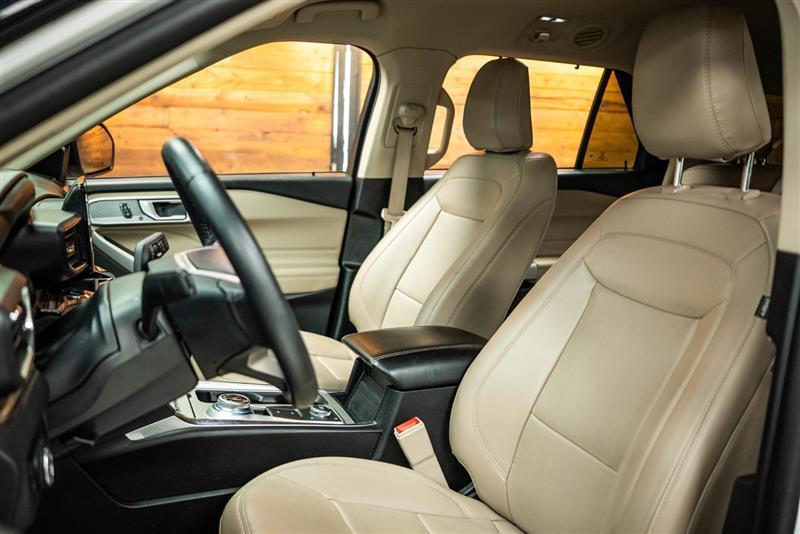 used 2024 Ford Explorer car, priced at $37,153