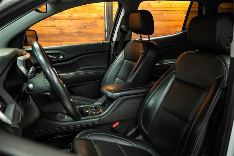 used 2023 GMC Acadia car, priced at $26,995