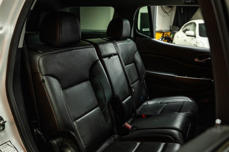 used 2023 GMC Acadia car, priced at $26,995