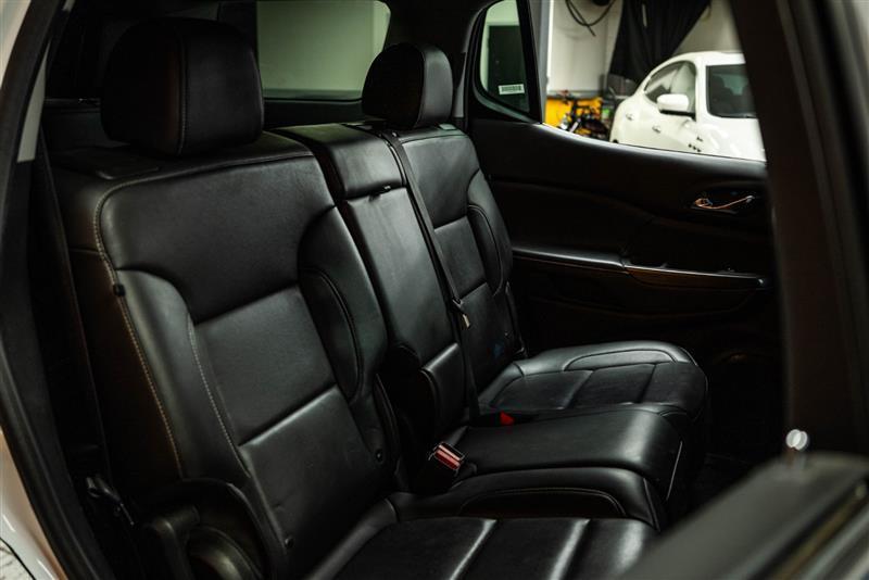 used 2023 GMC Acadia car, priced at $26,995