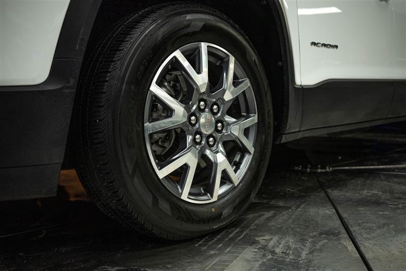 used 2023 GMC Acadia car, priced at $26,995