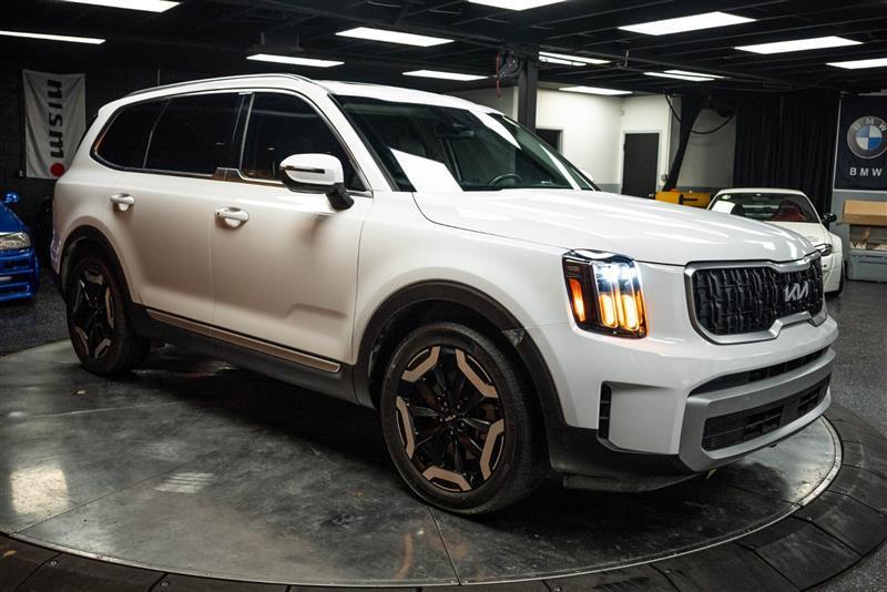 used 2024 Kia Telluride car, priced at $38,995