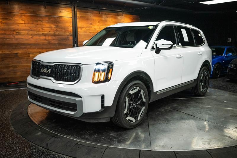 used 2024 Kia Telluride car, priced at $38,995