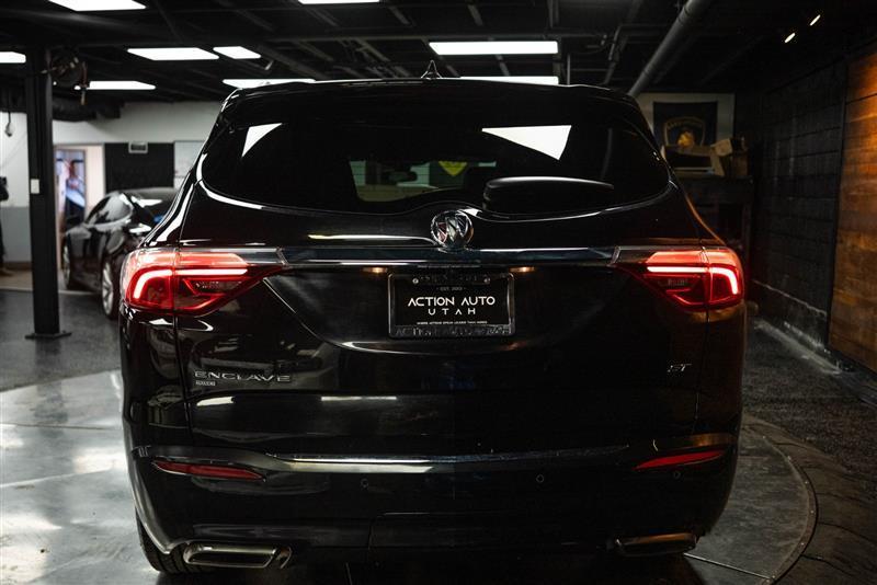 used 2022 Buick Enclave car, priced at $28,995