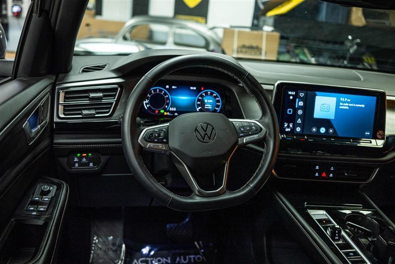 used 2024 Volkswagen Atlas Cross Sport car, priced at $33,316