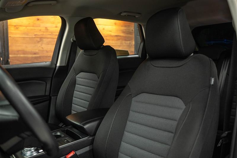 used 2022 Ford Edge car, priced at $26,995