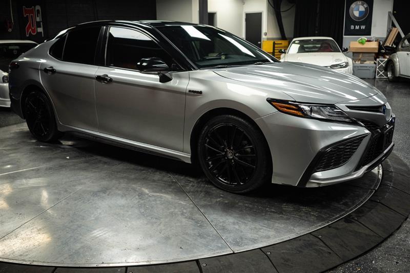 used 2021 Toyota Camry Hybrid car, priced at $26,995