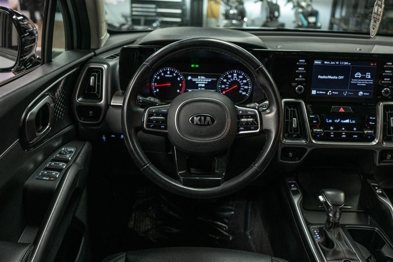 used 2021 Kia Sorento car, priced at $26,995