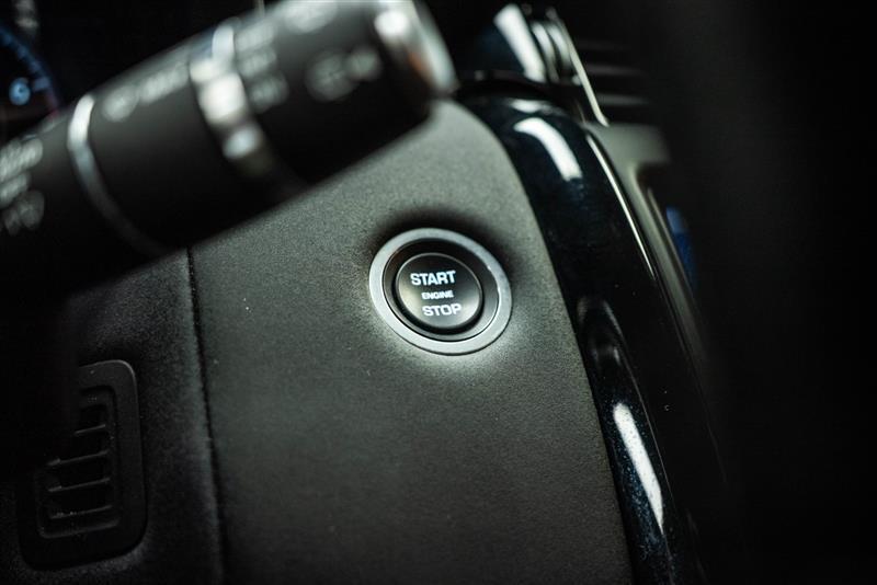 used 2020 Land Rover Discovery car, priced at $23,995