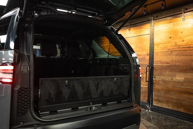 used 2020 Land Rover Discovery car, priced at $23,995