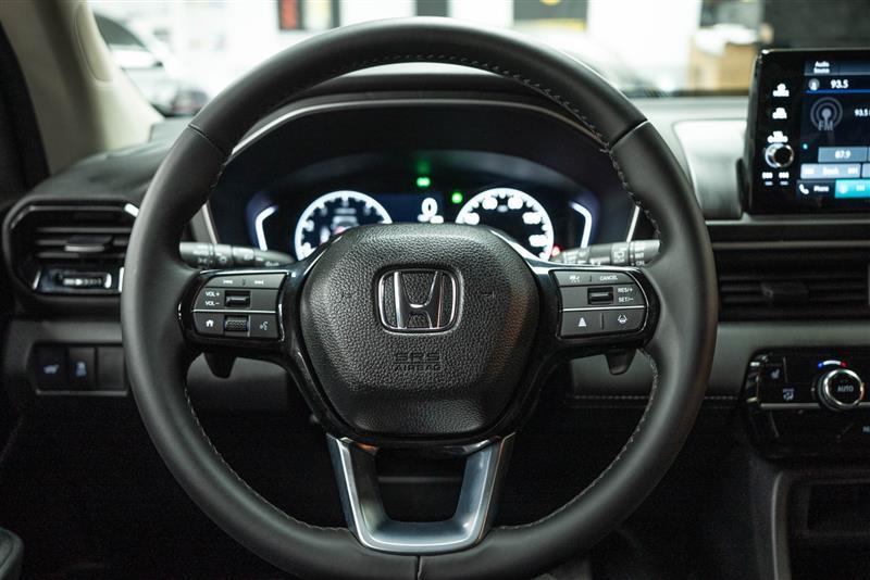 used 2025 Honda Pilot car, priced at $44,995