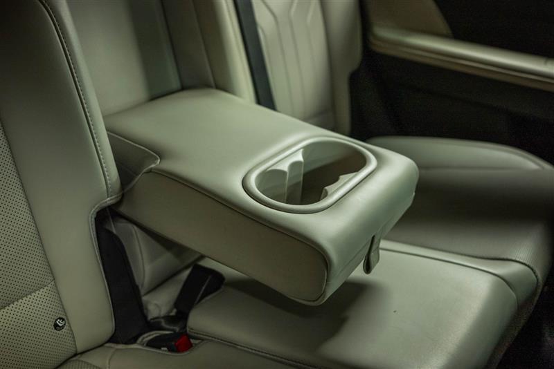 used 2024 Hyundai Santa Fe car, priced at $29,951