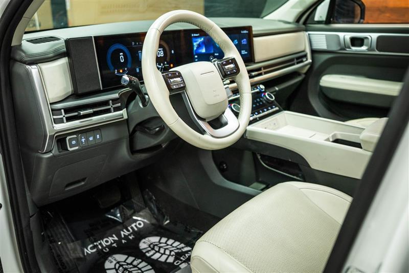 used 2024 Hyundai Santa Fe car, priced at $29,951