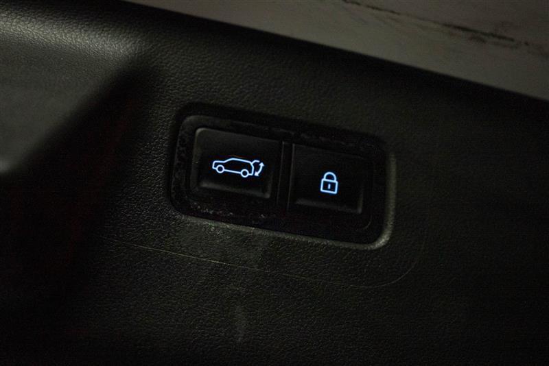 used 2024 Hyundai Santa Fe car, priced at $29,951