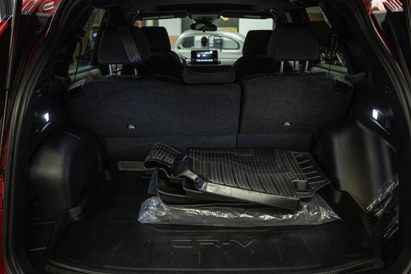 used 2025 Honda CR-V Hybrid car, priced at $30,795