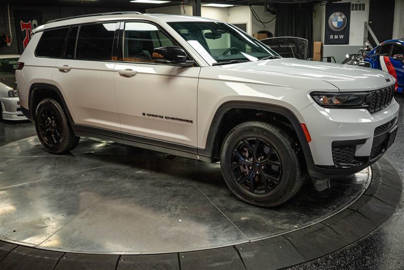 used 2024 Jeep Grand Cherokee L car, priced at $32,995