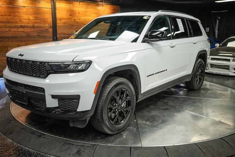 used 2024 Jeep Grand Cherokee L car, priced at $32,995