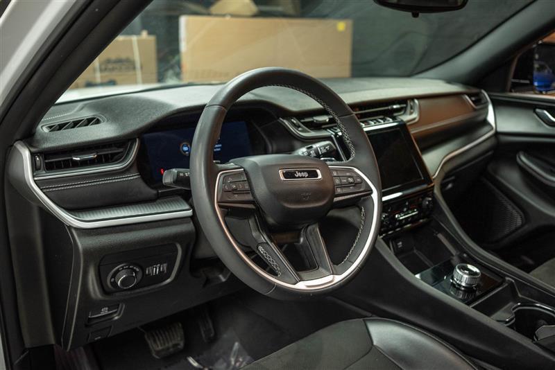 used 2024 Jeep Grand Cherokee L car, priced at $32,995