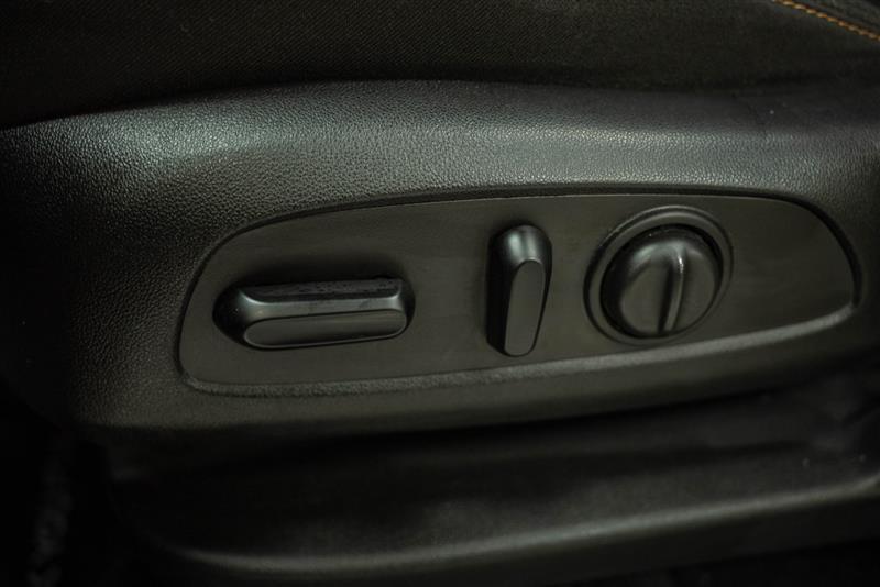 used 2020 Chevrolet Equinox car, priced at $16,995