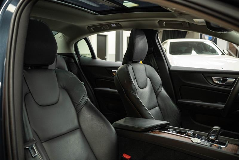 used 2024 Volvo S60 car