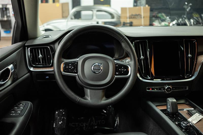 used 2024 Volvo S60 car