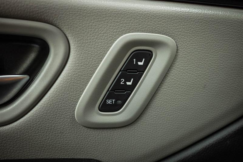 used 2024 Honda Pilot car, priced at $37,858
