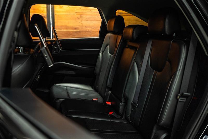 used 2022 Kia Sorento car, priced at $22,776
