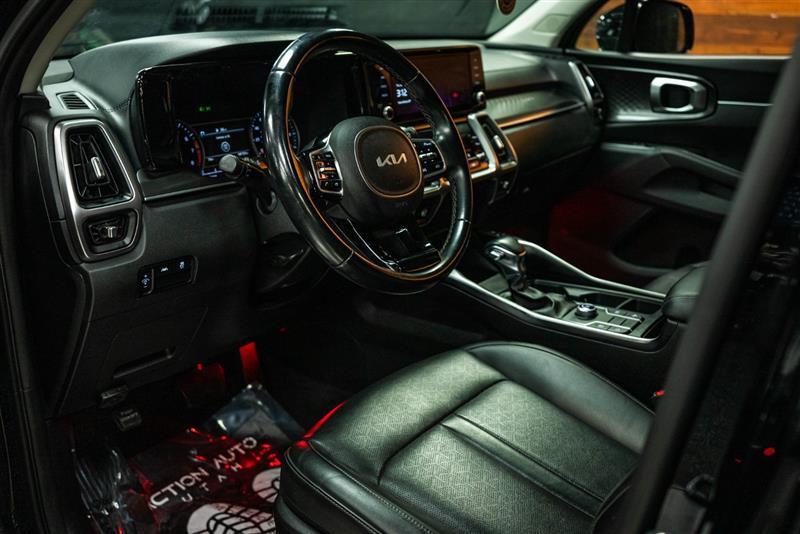 used 2022 Kia Sorento car, priced at $22,776