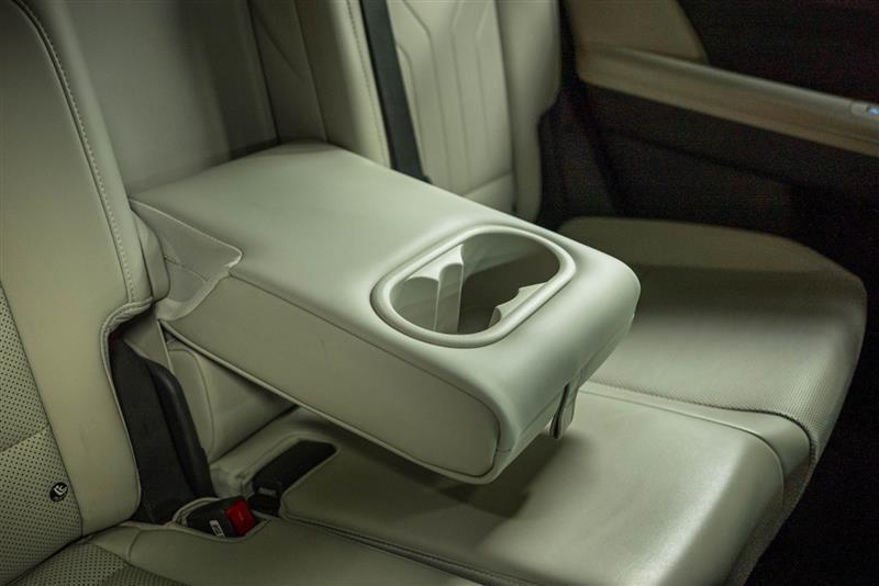 used 2024 Hyundai Santa Fe car, priced at $29,650