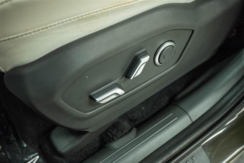 used 2024 Hyundai Santa Fe car, priced at $29,650