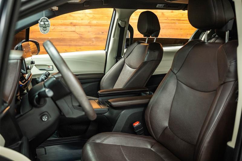 used 2023 Toyota Sienna car, priced at $51,995