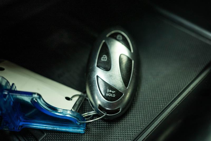 used 2025 Hyundai Sonata Hybrid car, priced at $28,695