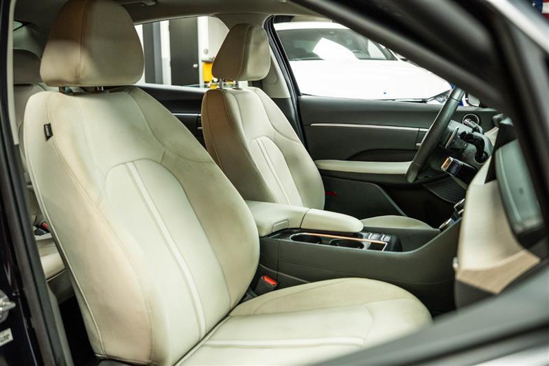 used 2025 Hyundai Sonata Hybrid car, priced at $28,695
