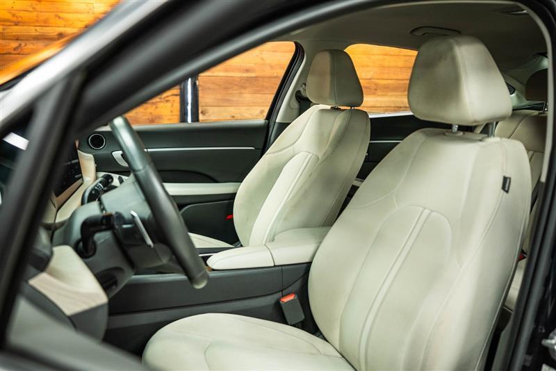 used 2025 Hyundai Sonata Hybrid car, priced at $28,695