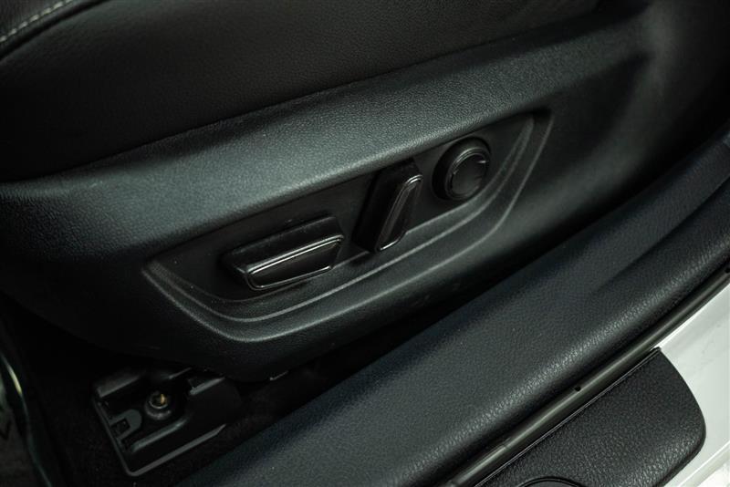 used 2025 Toyota Camry car, priced at $28,995