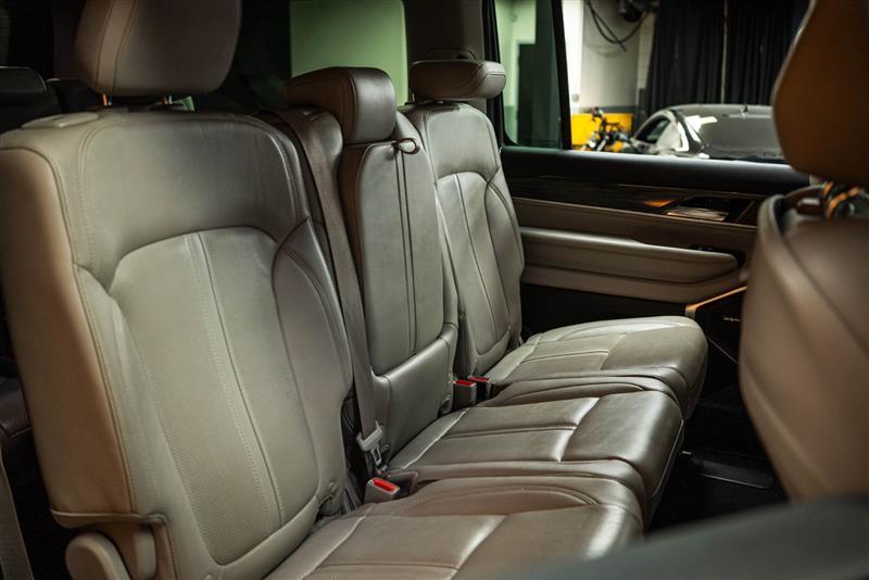 used 2022 Jeep Wagoneer car, priced at $35,995