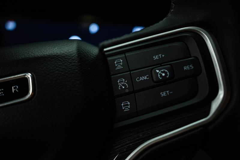 used 2022 Jeep Wagoneer car, priced at $35,995