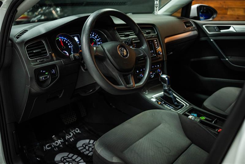 used 2016 Volkswagen e-Golf car, priced at $10,995
