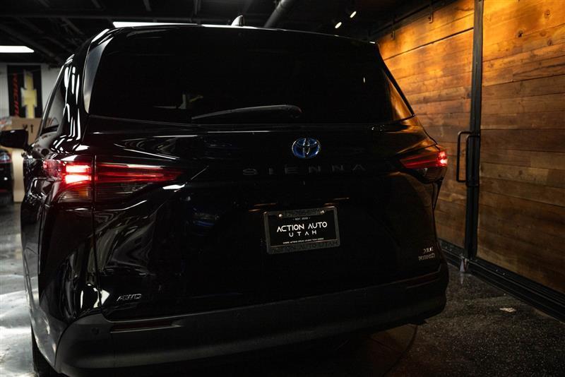 used 2021 Toyota Sienna car, priced at $39,995