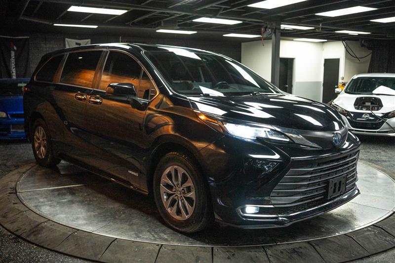 used 2021 Toyota Sienna car, priced at $39,995